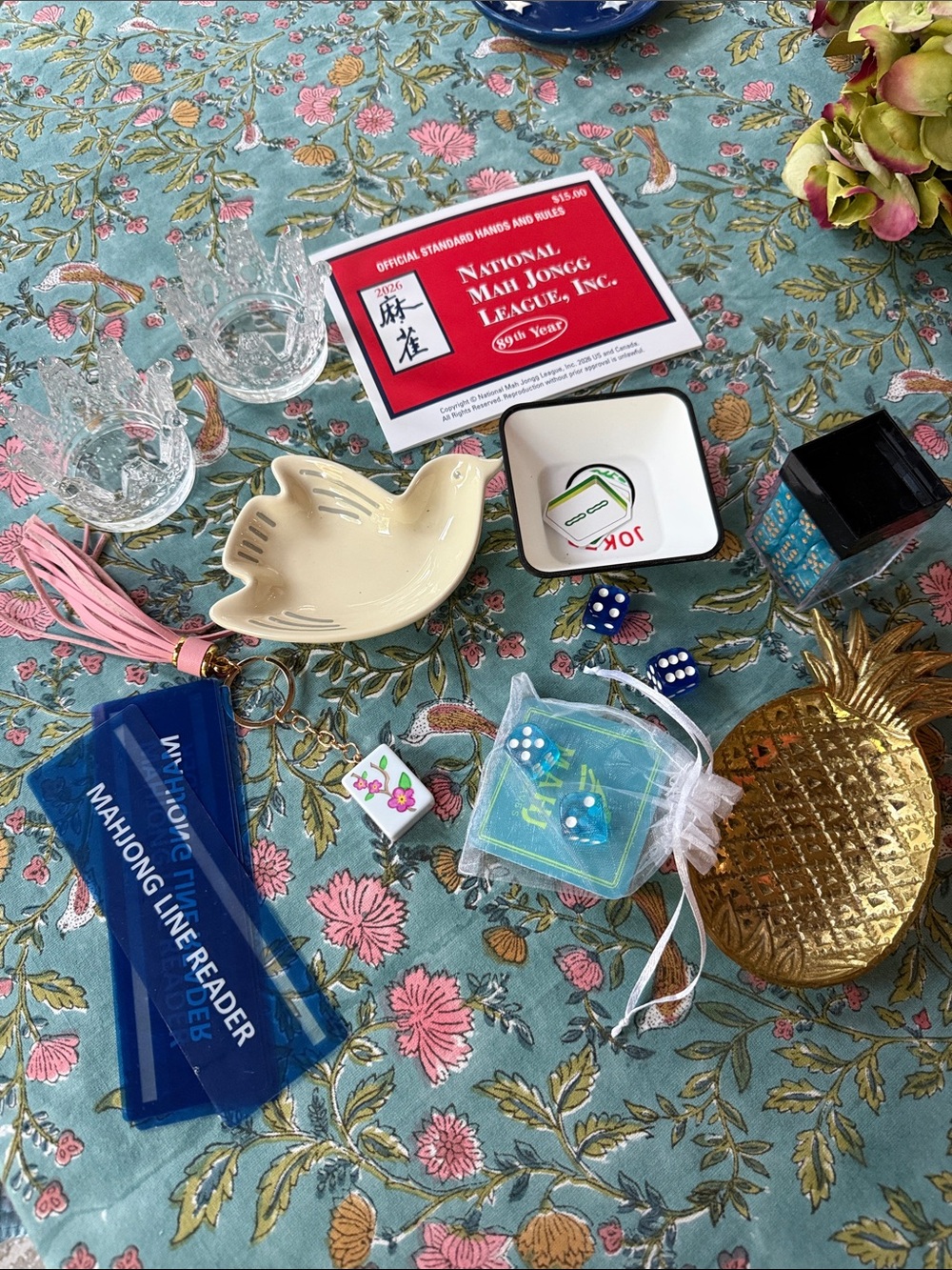Mahjong Misc Accessories. Dice Dishes , line finder, key chain , dice. 2026 Card